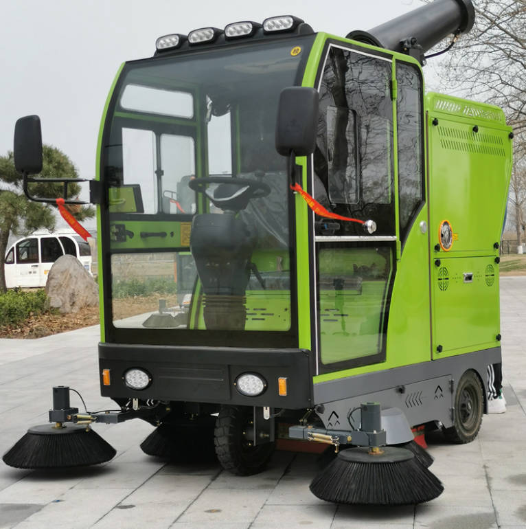 河南道路清洁广泛应用电动环卫清扫车