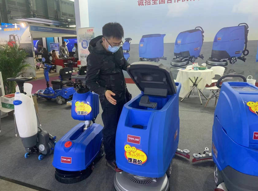 河南坦洁洗地机公司致力于电动洗地机的生产、销售和服务百家